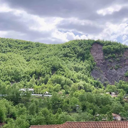 펜션 Riverland House Librazhet