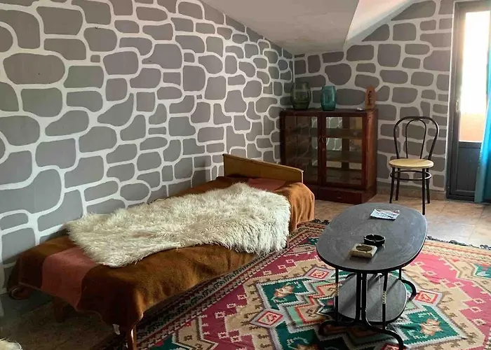 度假居 Riverland House Librazhet